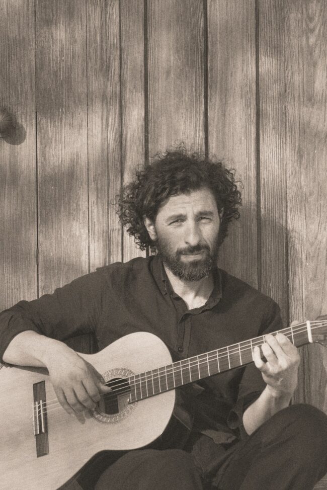 José González