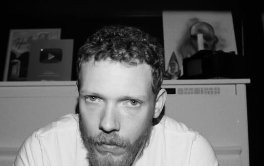 Matt Maeson - A Quiet & Harmless Living Tour