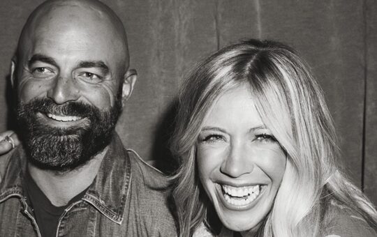 Drew & Ellie Holcomb - NEVER GONNA LET YOU GO TOUR