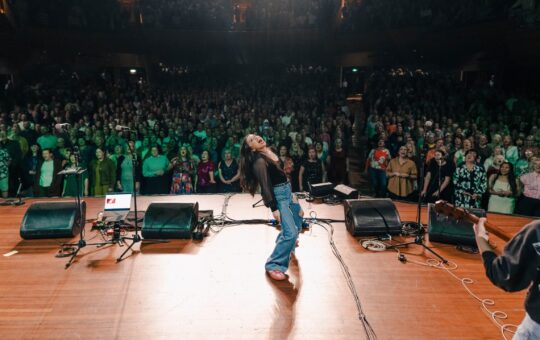 Pub Choir Eyes Up! 2026 US Tour