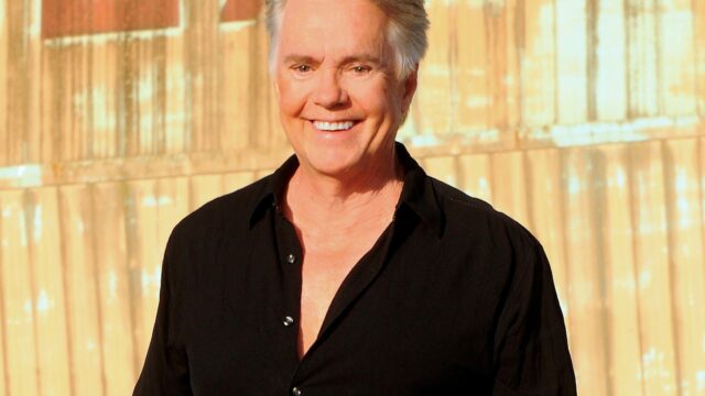 Shaun Cassidy - UNWRAPPED: Songs & Stories For The Holidays event image
